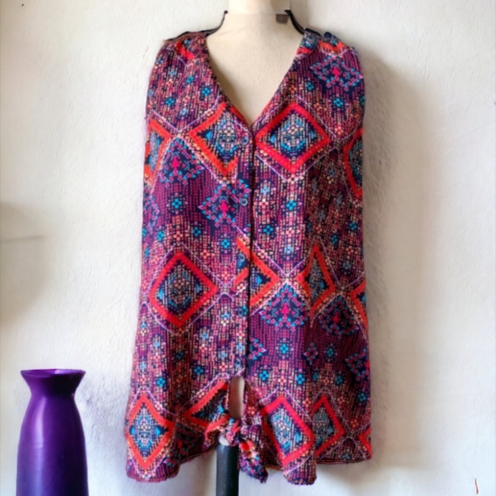 Maurice’s Sleeveless Hi Low die Boho Print Top Size Medium